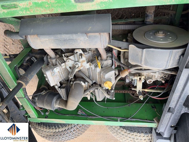 2012-john-deere-gator-th-image-10