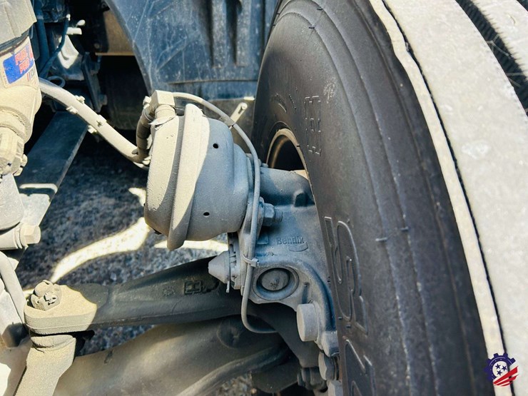 2024-international-lt62f-t/a-truck-tractor-image-80