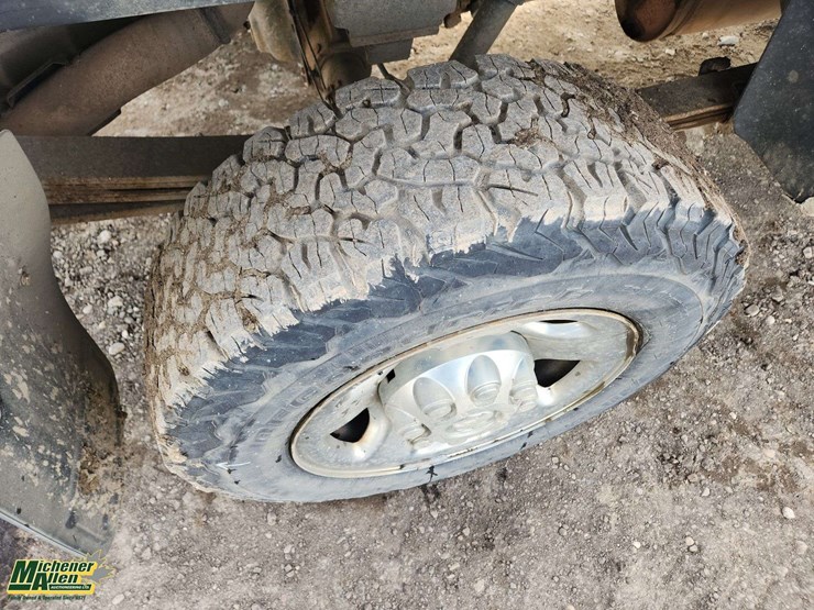 2013-dodge-2500-image-30