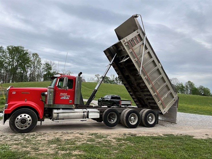 2000-western-star-4900-image-71