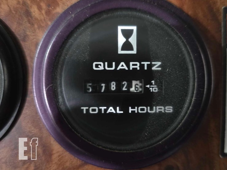 2004-peterbilt-378-image-14