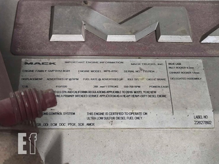 2017-mack-pinnacle-cxu613-image-21