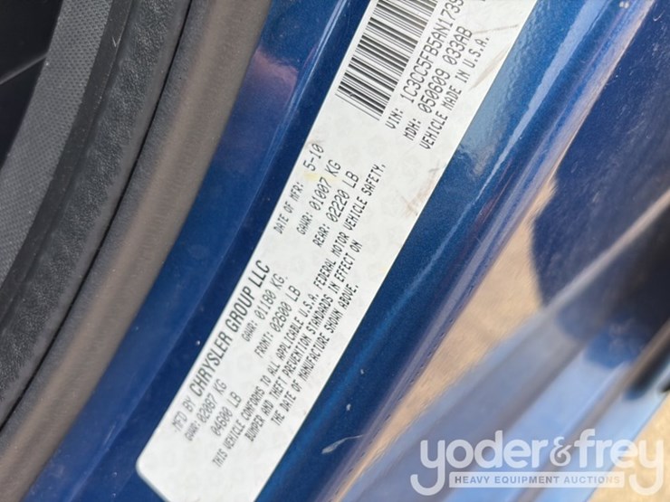 2010-chrysler-sebring-image-38