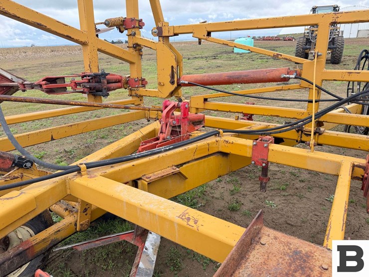 haybuster-3200-image-30