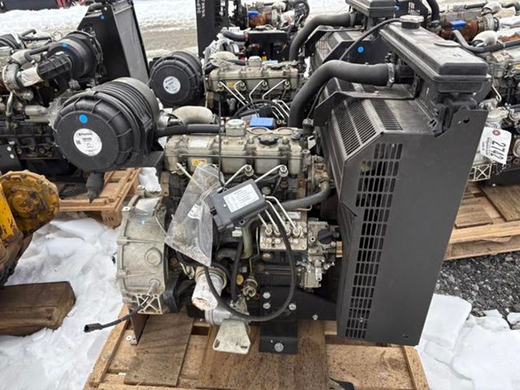 perkins-404d-22t-diesel-engine-image-2