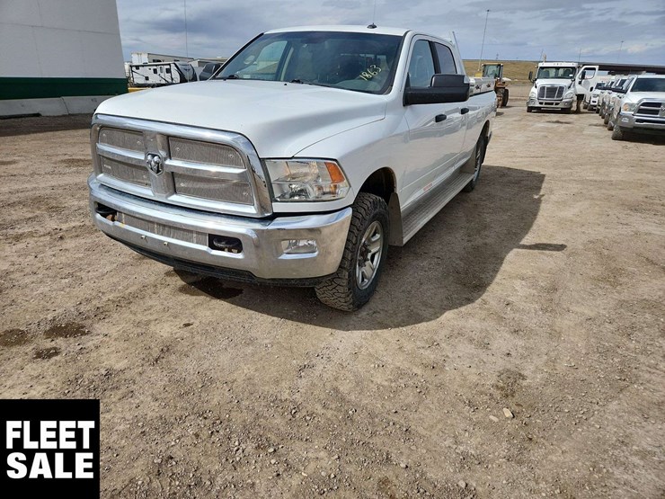 2015-ram-3500-slt-image-1
