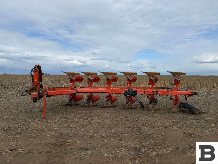 kuhn-multi-master-100dl-6-bottom-plow-image-2