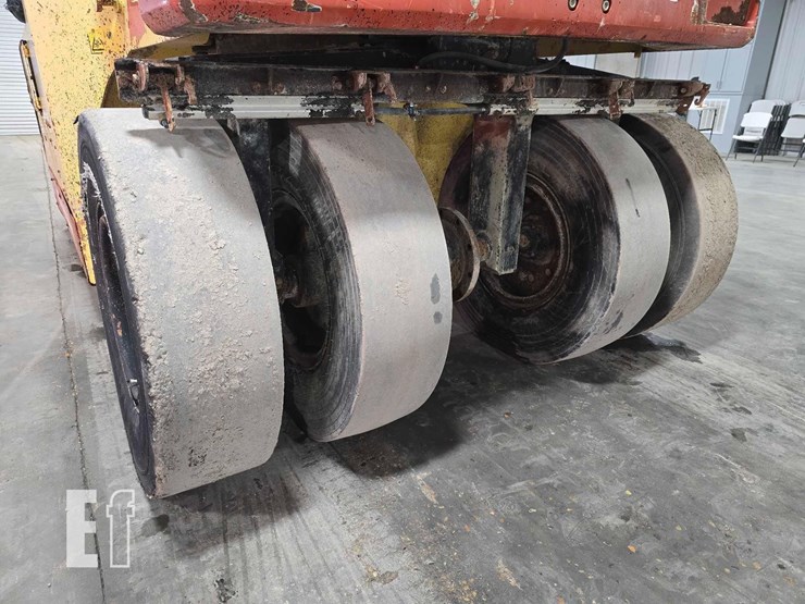 2013-dynapac-cp274-image-10