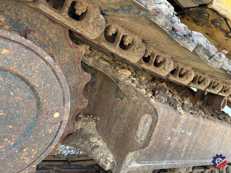 2009-komatsu-pc88mr-8-image-31