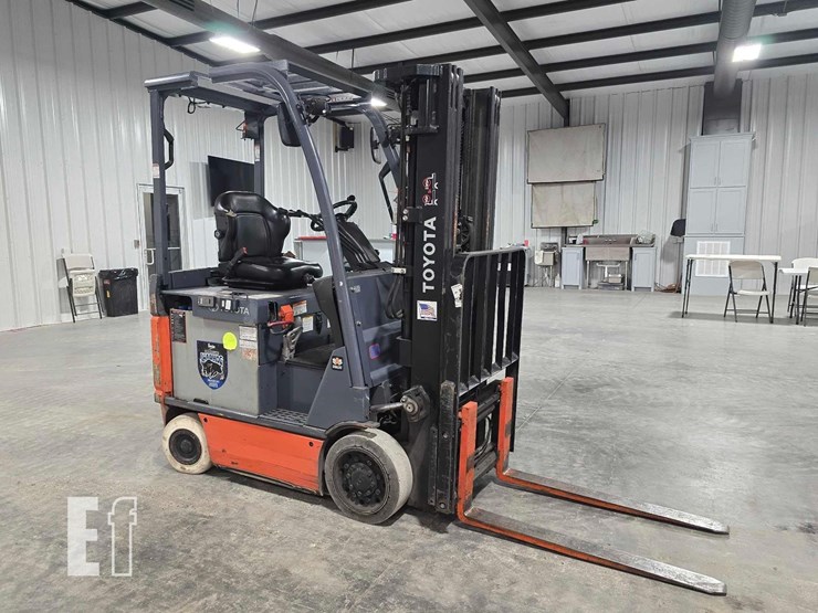 toyota-8fbc18u-image-2