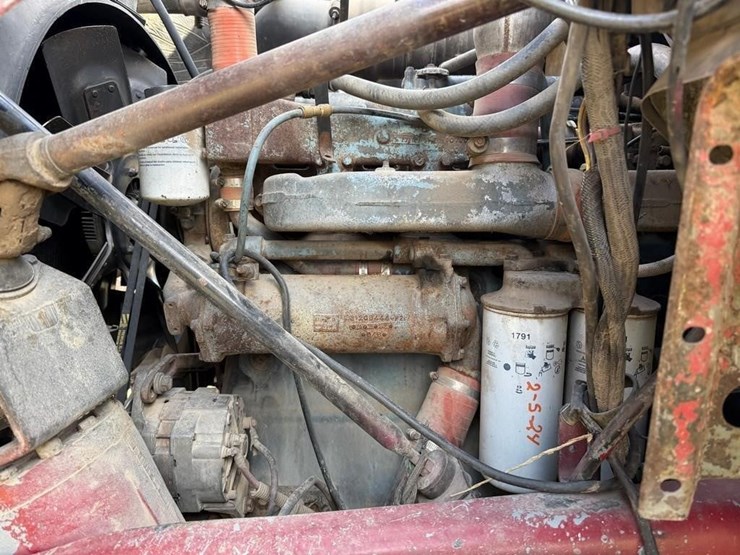 1991-mack-dm690s-image-33