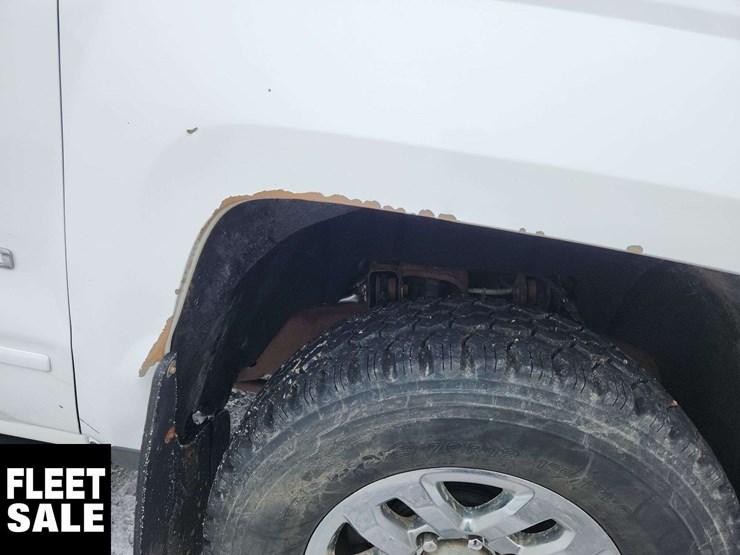 2018-chevrolet-silverado-3500hd-image-39