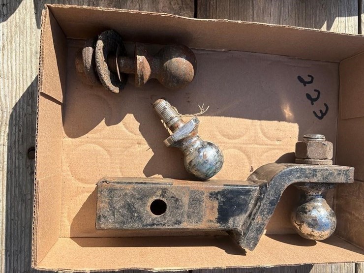 2"-ball-receiver-&-other-balls-image-1