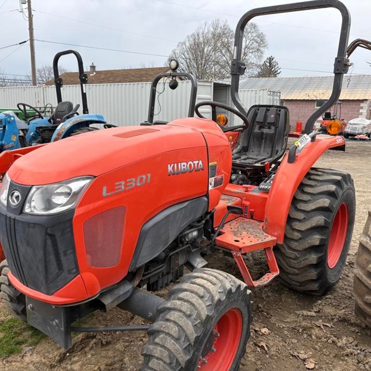 KUBOTA L3301