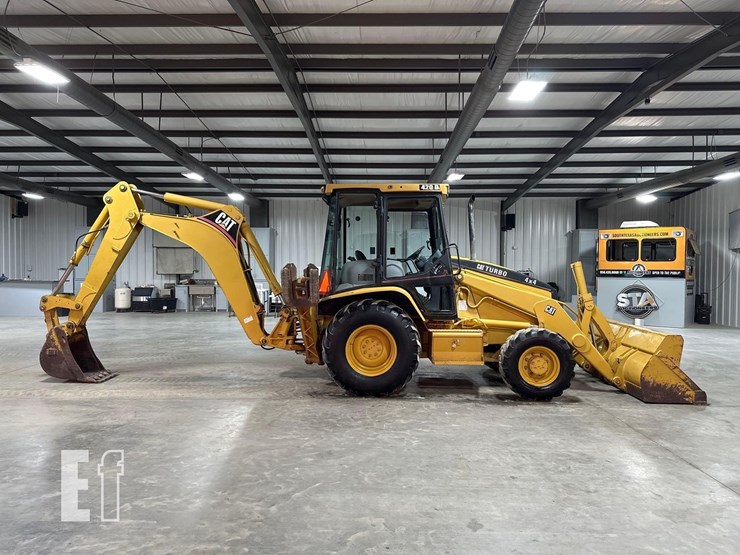 2001-caterpillar-420d-image-6