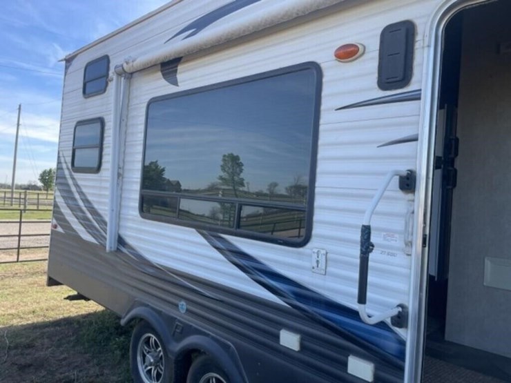 2014-forest-river-26’-puma-toy-hauler-rv-travel-image-8