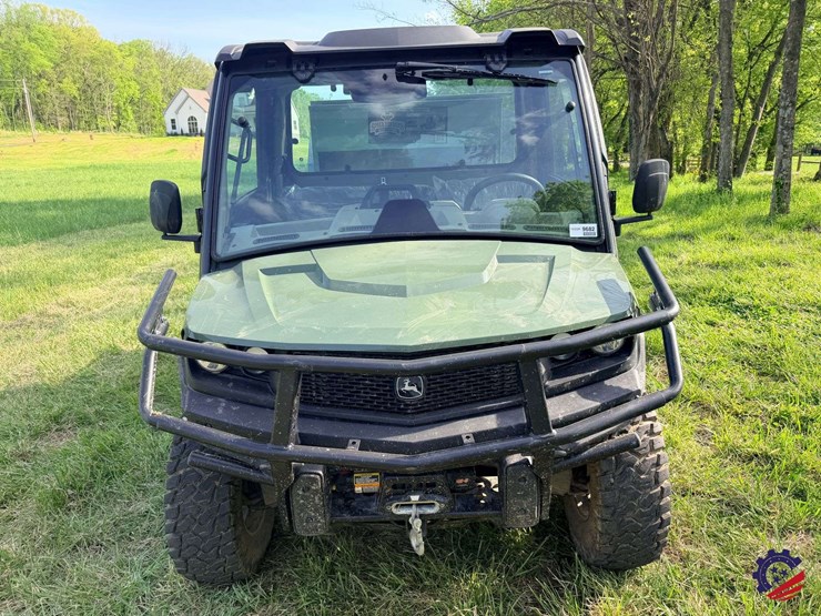 2023-john-deere-gator-xuv-835r-image-8
