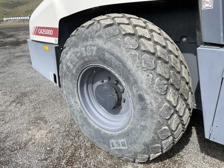 2022-dynapac-ca2500d-image-10