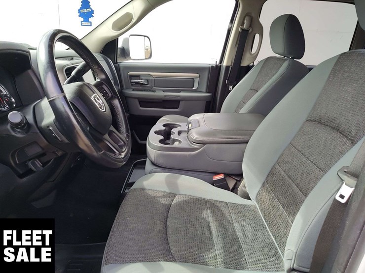 2013-dodge-1500-image-13