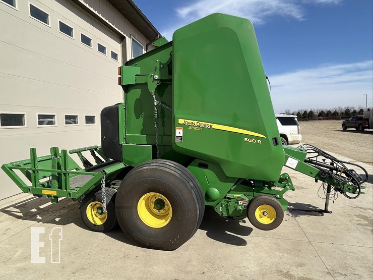 2019-john-deere-560r-image-2
