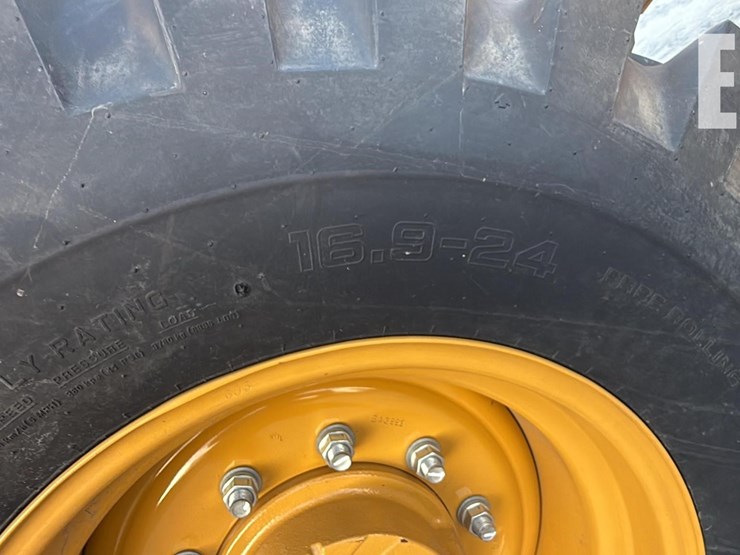 caterpillar-910-image-15