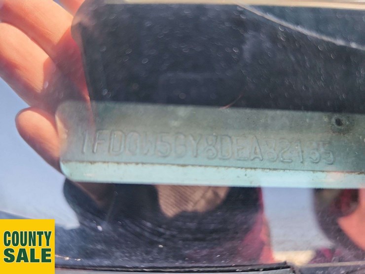 2013-ford-f550-image-10