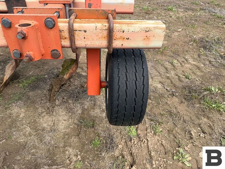 tye-118-820-image-31