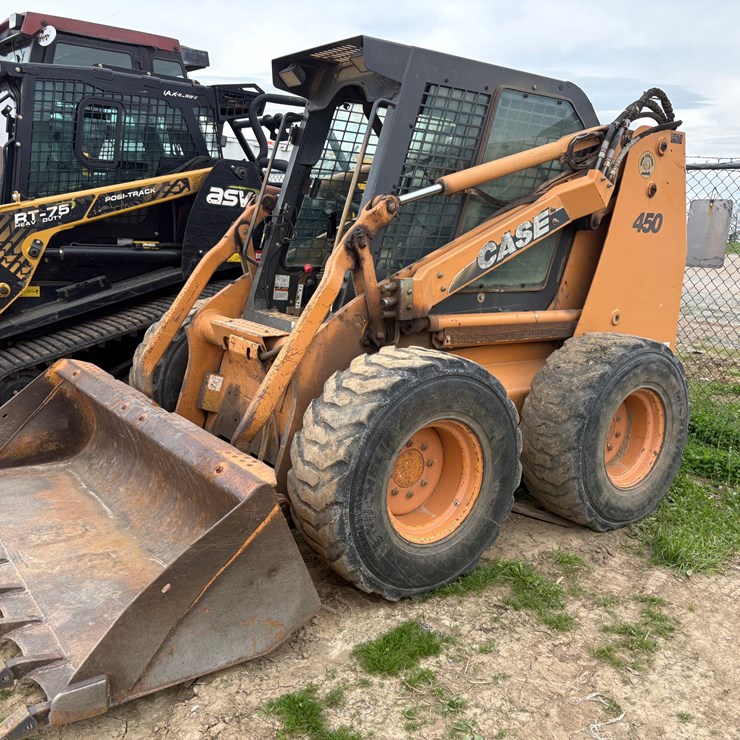 2006 CASE 450