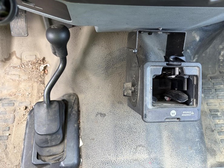 2011-ford-f250-image-17