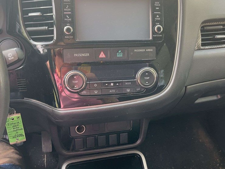 2018-mitsubishi-outlander-image-9