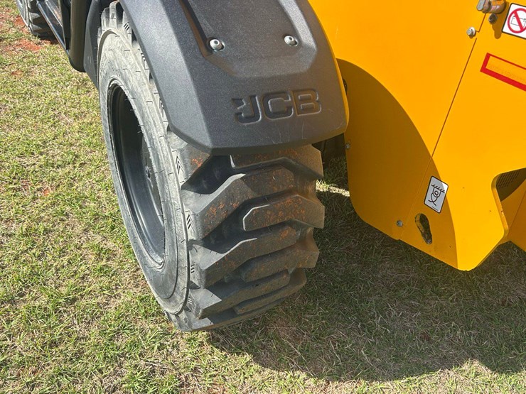 2024-jcb-505-20-image-7
