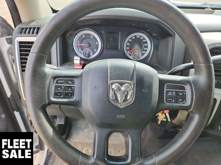 2015-ram-3500-slt-image-18