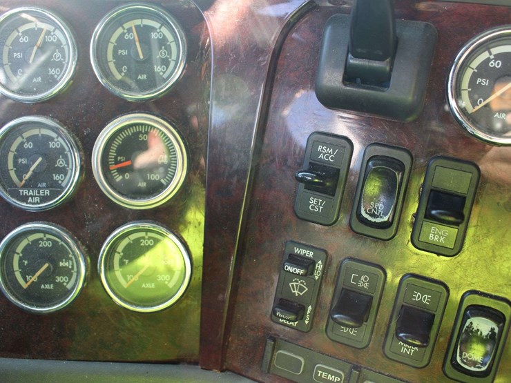 2018-freightliner-glider-3alxfbcg5jdju6490-mileage:-878554-image-28