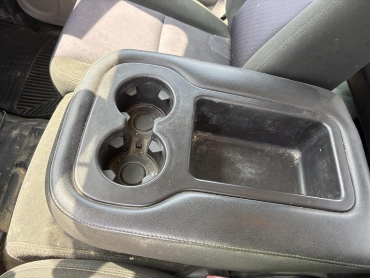 2012-gmc-sierra-3500-image-18