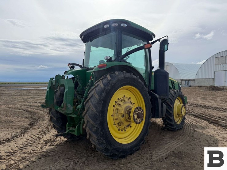 2011-john-deere-8310r-image-5