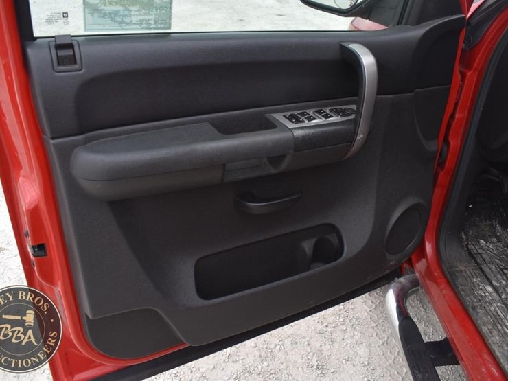 2009-chevrolet-silverado-1500-lt-image-21