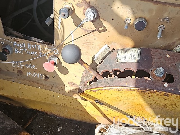 caterpillar-613c-image-21