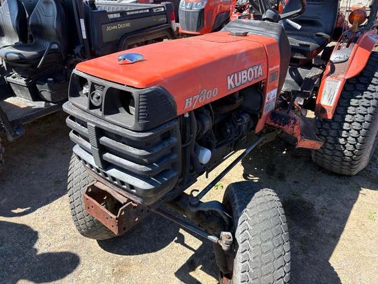 kubota-b7800-image-13