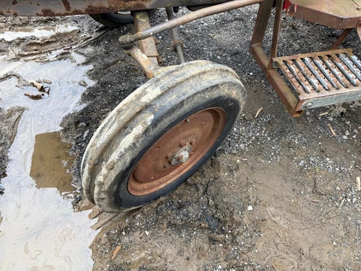 massey-ferguson-1030-image-5