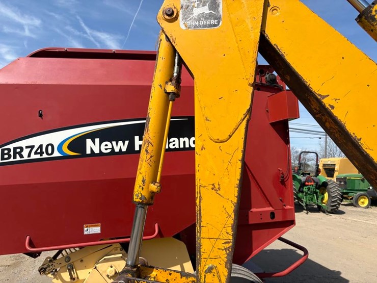 john-deere-310-image-14