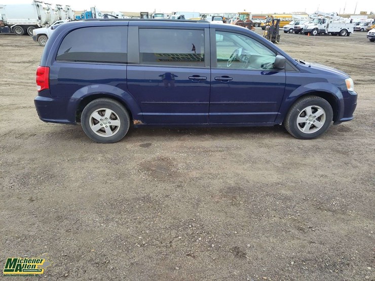 2012-dodge-grand-caravan-se-image-6