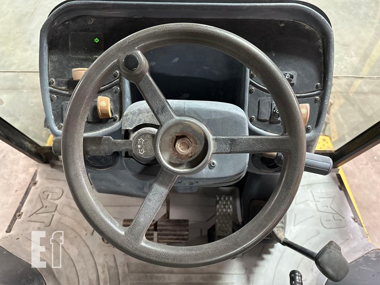 2001-caterpillar-420d-image-21