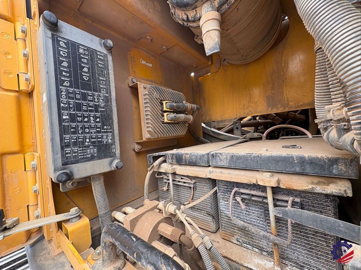 2017-volvo-ec300el-image-47