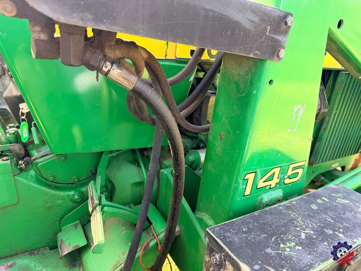 john-deere-2640-image-41
