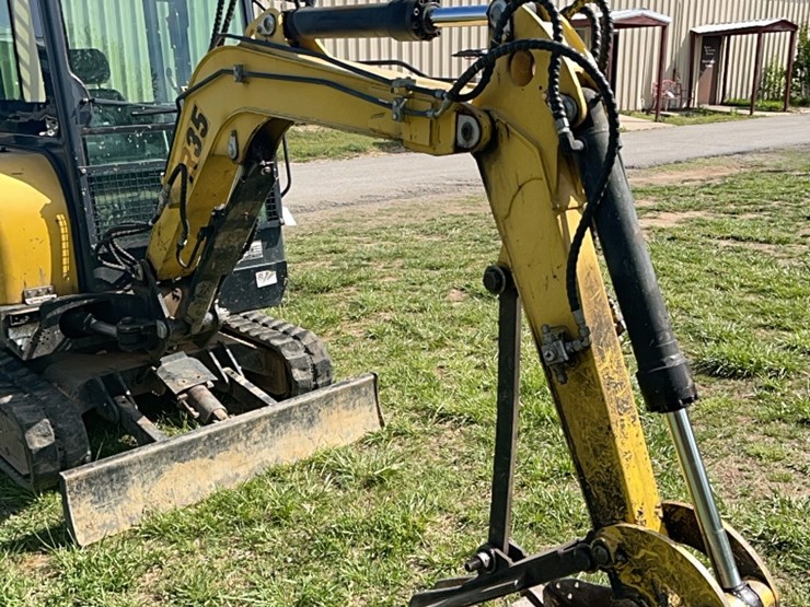 agrotk-r35-mini-excavator-346-hours-kubota-engine-image-7