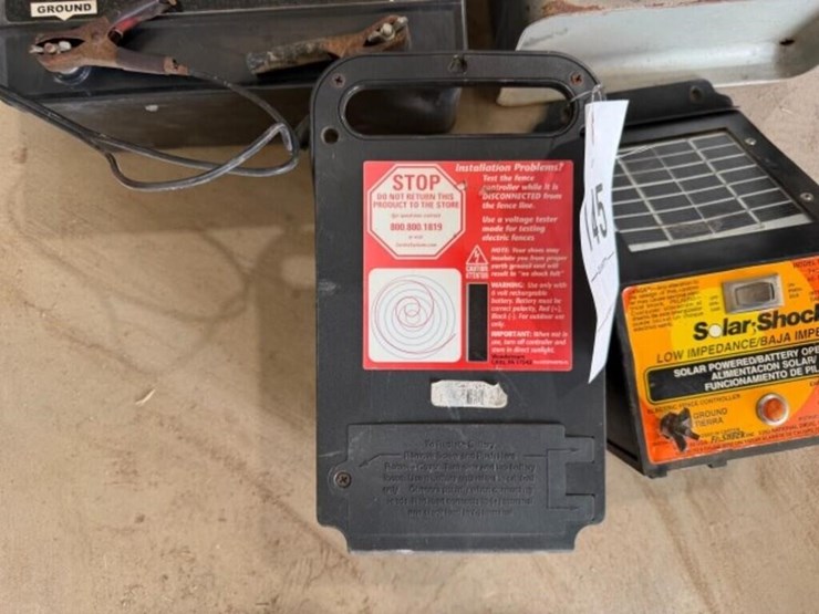 4--electric-fence-chargers-image-4