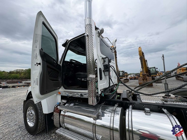 2024-international-hx520-image-78