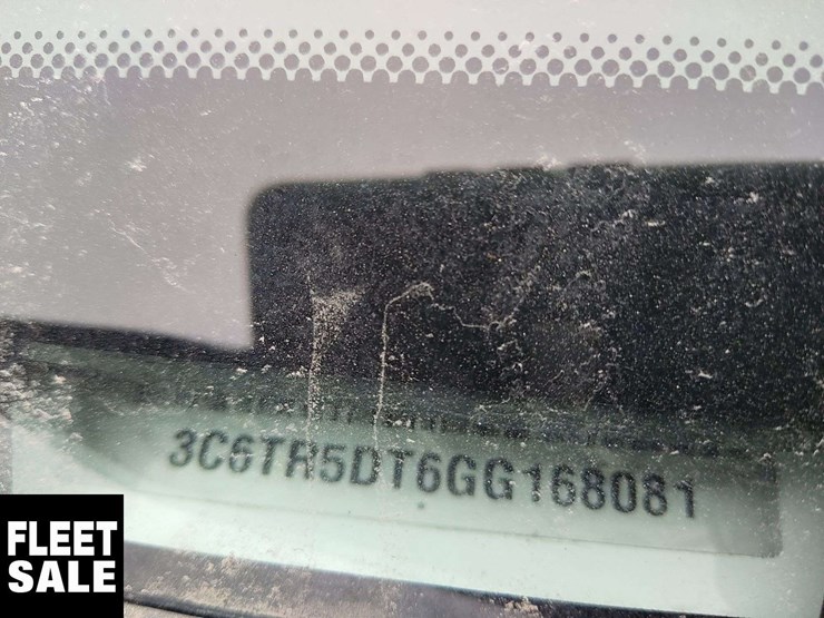 2016-dodge-2500-image-28