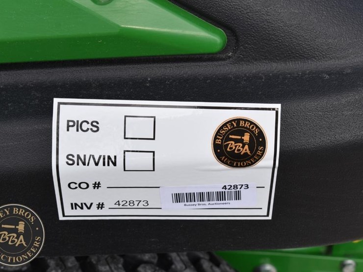 2024-john-deere-z930m-image-17