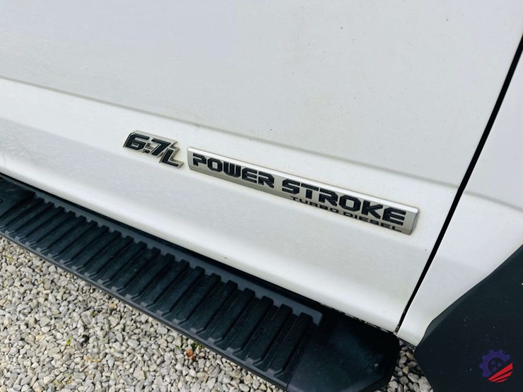 2018-ford-f550-image-19